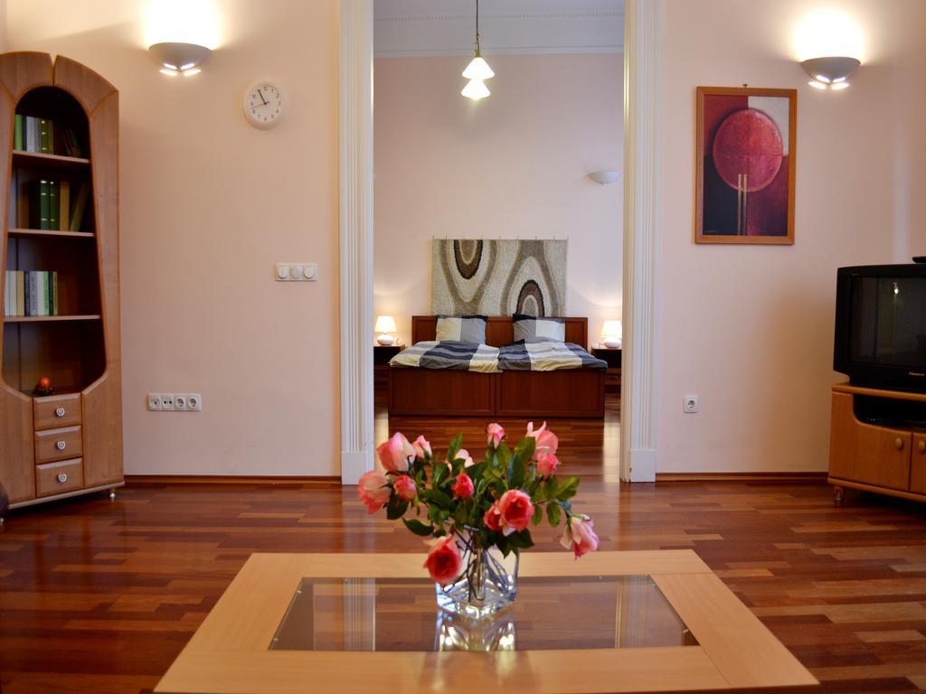 Gabriel Apartment Budapest Zimmer foto